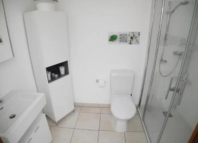 La Promenada Residence, *